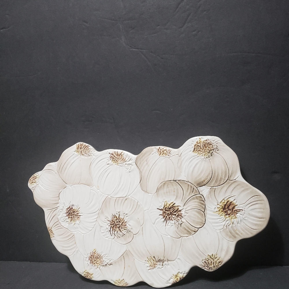 Vintage CERAMICHE LEONARDO (Italy) "Garlic" Trivet/Cheese Board/Wall Hanging